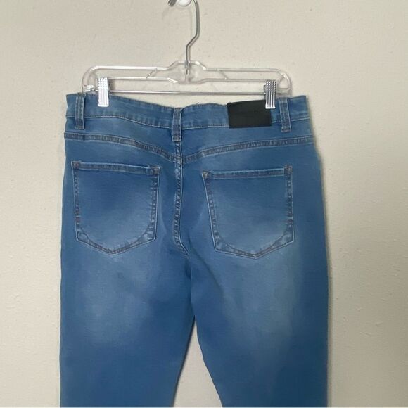 Kenneth Cole Athletic Fit - Stretch Light Blue Wash Denim Jeans Men's Size 34x32 - Picture 2 of 16